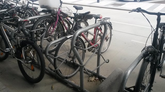 Zu wenig Abstellmöglichkeit führen zu falscher Anwendung