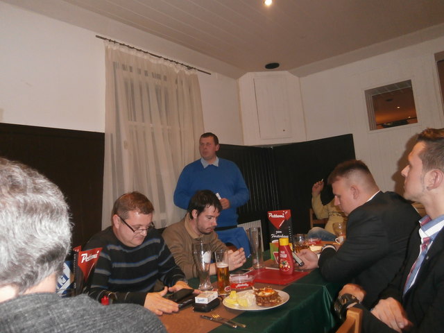 Bezirksparteiobmann Peter Schmiedlechner bei seinem Bericht!