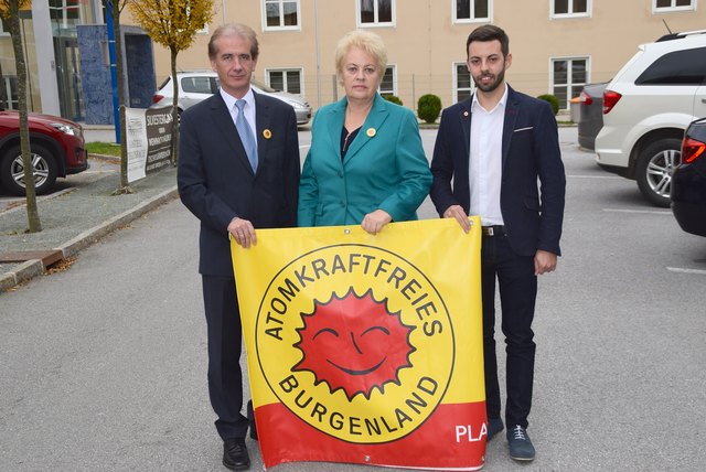 Gegen Atomkraftwerke: Christian Schügerl, Verena Dunst, Harald Mesner (von links)