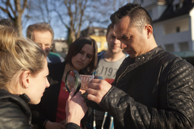 Spurensuche und Beweise sicherstellen: Hier muss man mitdenken. | Foto: Gastrotheater