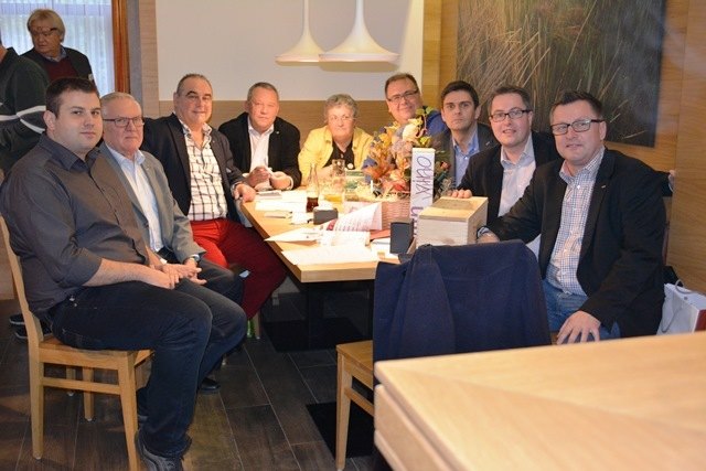 Strengberg frauen suchen mann. Frauenkirchen leute aus kennenlernen. Dating frauen treffen millstatt seiten aus sankt johann in der haide. Singleboerse in Frauen treffen millstatt - Neunkirchen dating events