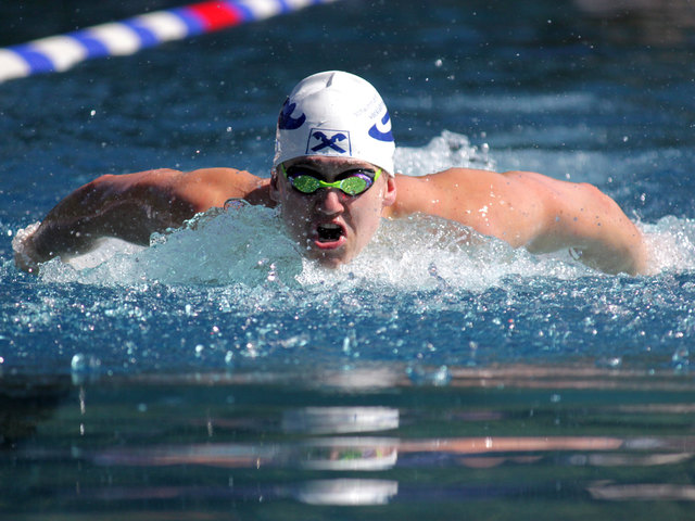 Lenzeder Stefan erschwamm Bronze für den SVV über 200 m Freistil in der Juniorenklasse II