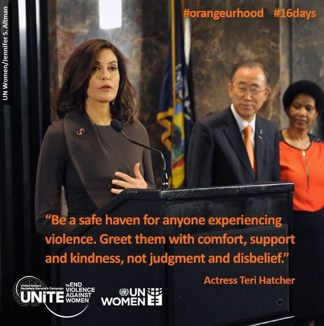 Teri Hatcher: "So grateful to be part of this amazing & important cause. UN Women SayNO - UNiTE to End Violence Against Women #16days #orangeurhood