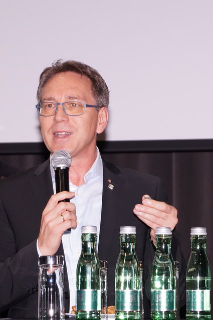 "Kreativen Leuten muss man die lange Leine lassen", so Bürgermeister Martin Krumschnabel