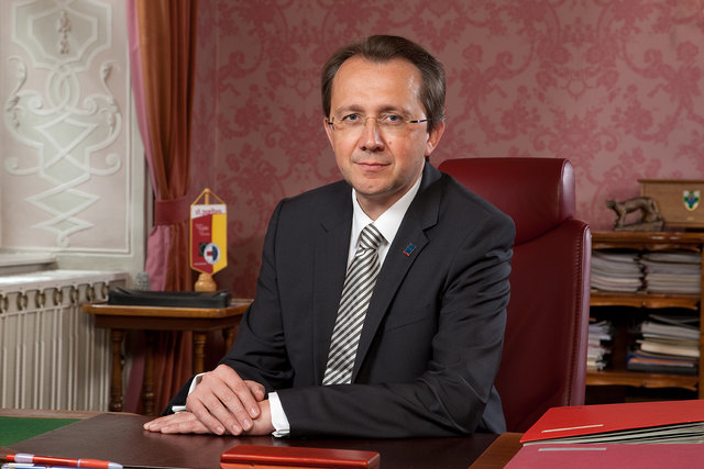 St. Pöltens Bürgermeister Mag. Matthias Stadler fordert eine Aufteilung der Flüchtlinge nach einem Bevölkerungsschlüssel. | Foto: mss/Jäger