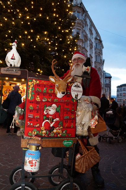 "Nikolaus oder Weihnachtsmann – das ist egal – ich leite die Weihnachstwünsche an das Christkind weiter"