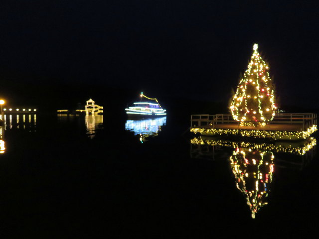 das Schiff hat abgelegt und wir machen uns auch langsam wieder auf den Heimweg