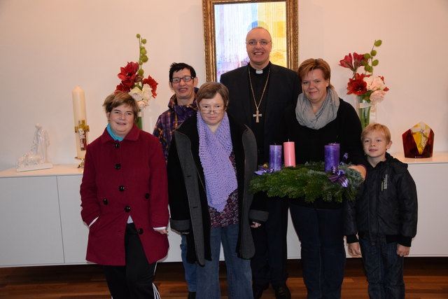 Nicole, Judith, Veronika in Begleitung von ihrer Krankenschwester Sabrina Mileder und ihrem Sohn Luca | Foto: Foto: Caritas