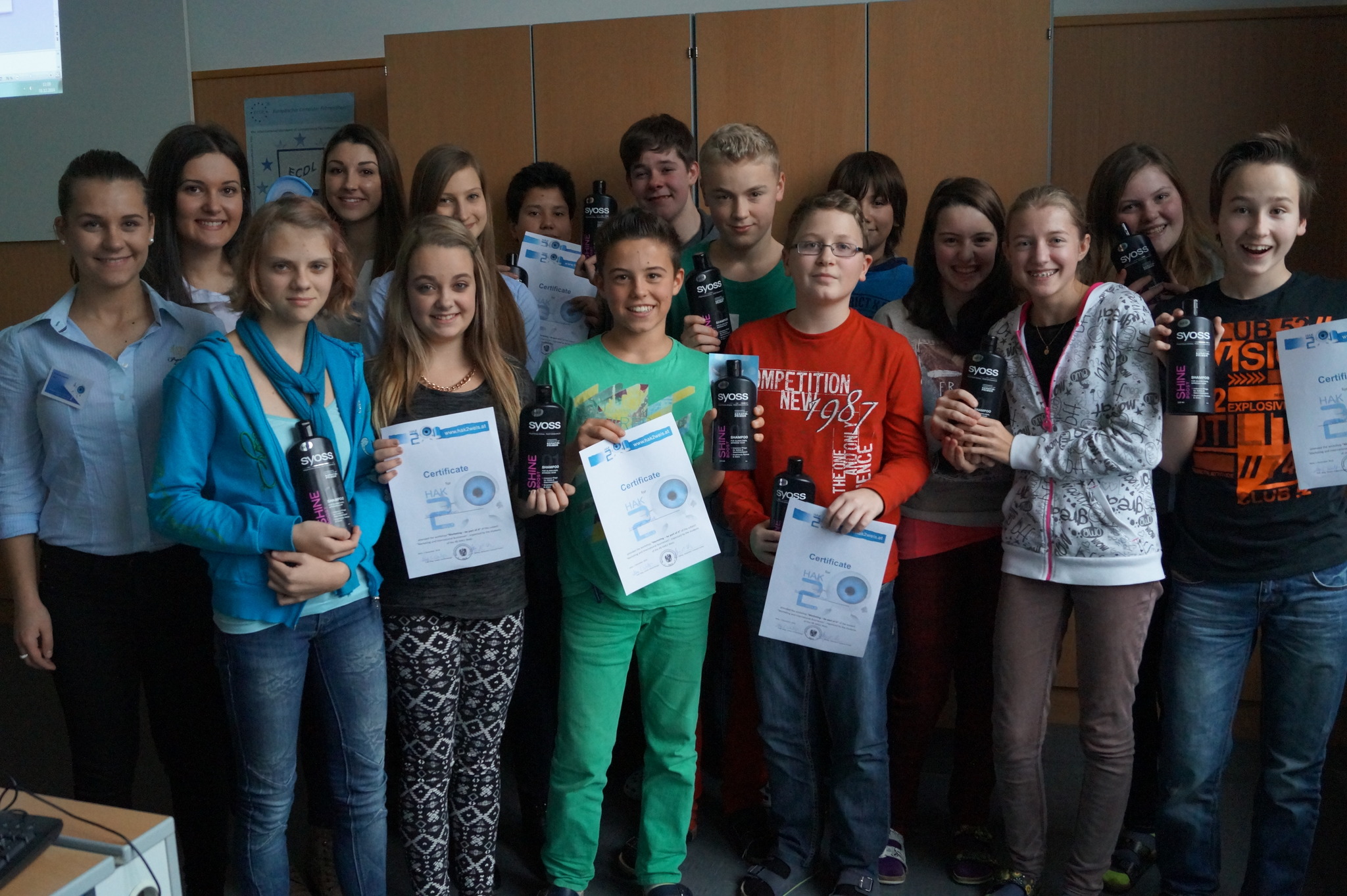 NMSSchüler mit Marketingvirus infiziert Wels & Wels Land