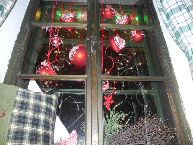 Die Neustifter Adventfenster erstrahlen jetzt am schönsten