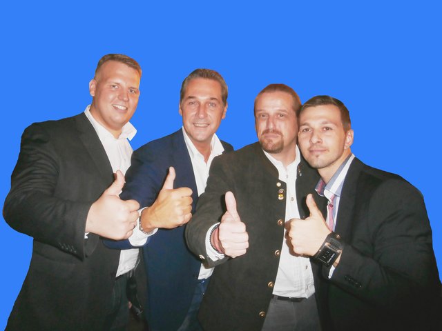 Auch FPÖ-Bundesparteiobmann HC Strache wünscht Thomas Engel (ganz links) aus Matzendorf-Hölles viel Erfolg!