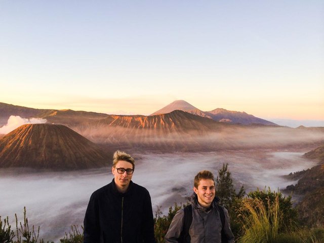 Christoph Schattleitner und Florian Hofer berichten über ihre spannende Reise nach Indonesien. | Foto: Schattleitner