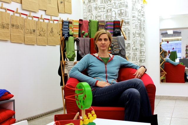 Designerin Melanie Lediger setzt in ihrem Geschäft "Buntwäsche" auf Bio-Baumwolle.