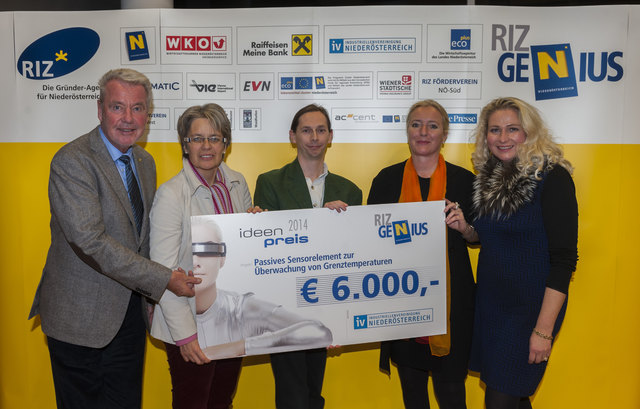 Klaus Schneeberger (RIZ Aufsichtsrat), Landesrätin Petra Bohuslav, Harald Steiner (1. Platz „Forschung“), Petra Patzelt (Geschäftsführerin RIZ) und Michaela Roither (IV NÖ) | Foto: Baldauf