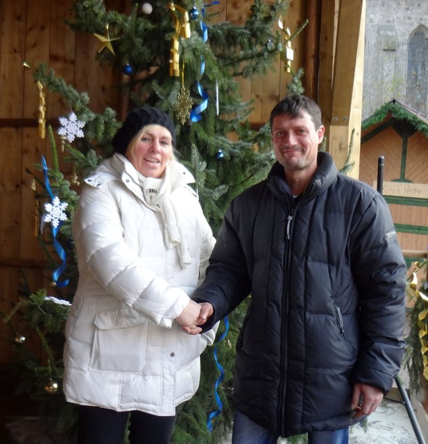 Christine Baccili (Vorstandsvorsitzende Tourismus Braunau) mit Josef Ober (von der Gärtnerei Ober, neues Vorstandsmitglied Tourismus Braunau) | Foto: Tourismus Braunau/Plasounig