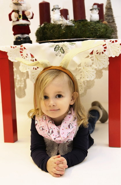 Alicia aus Wr.Neustadt ist für die Weihnachts Bescherung schon bereit!