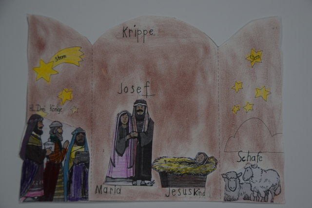 Ihr Kinderlein kommet, oh kommet doch all. Zur Krippe her kommet in Bethlehems Stall.