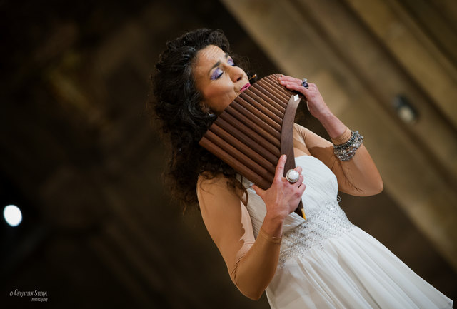 Gefühlvoll spielte Daniela de Santos sämtliche Songs