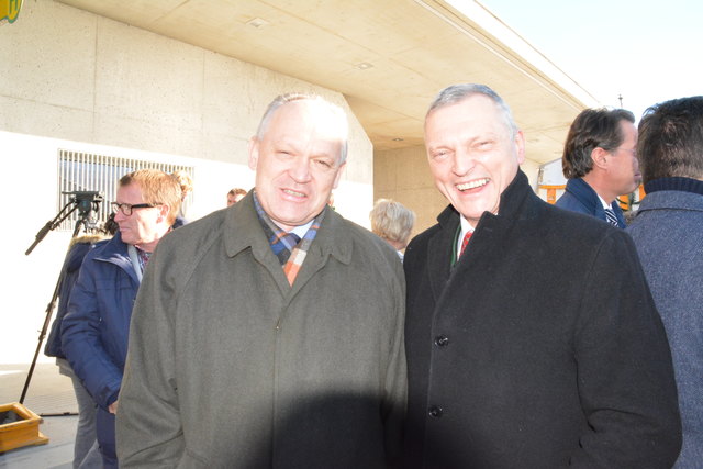 Bezirkshauptmann Reinhold Mayer mit LAbg. Josef Schöchl