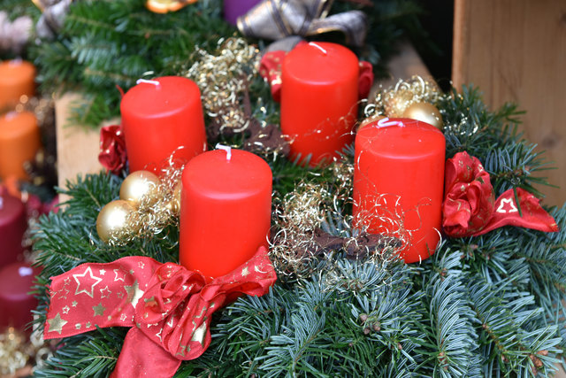 Gefahren beim Adventkranz | Foto: LMZ / Otto Wieser