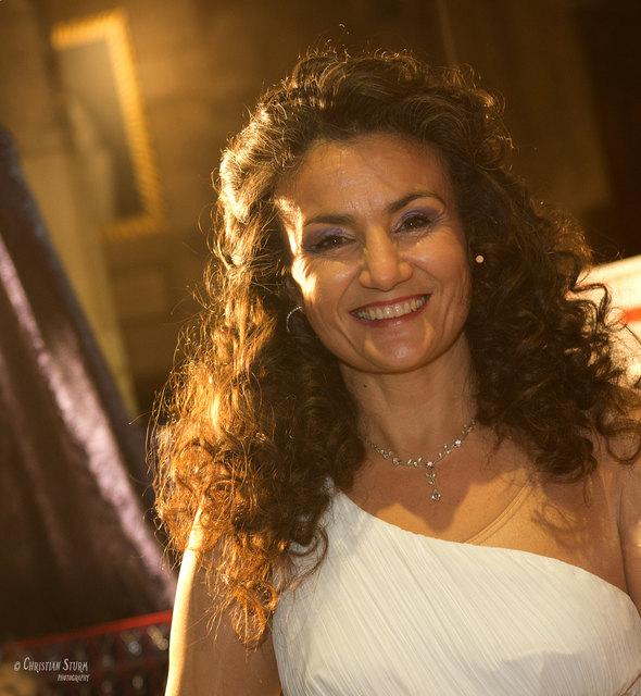 Daniela de Santos die Königin der Panflöte ist immer gut gelaunt