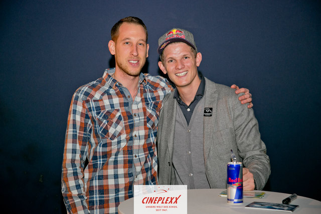 Bei der Kinopremiere des Film in Wien: Georg Mörtl und Thomas Morgenstern | Foto: KK