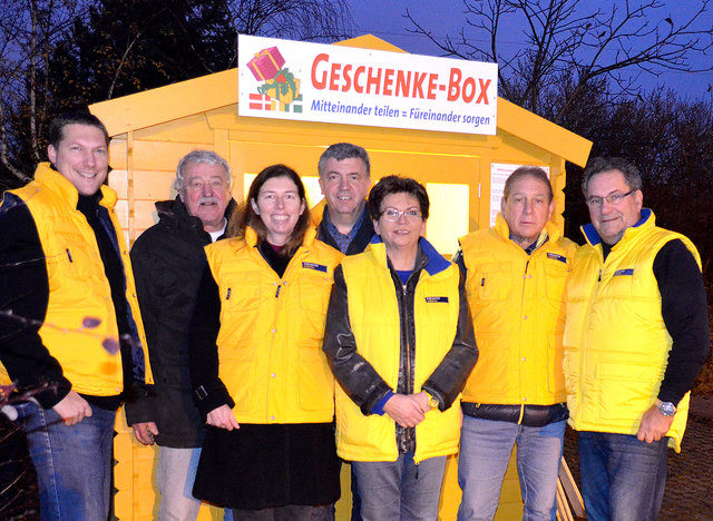 Foto: v.l.n.r.: GR Stefan Danzinger, GR Karl Drasl, GR Manuela Frisch, Gf.GR Martin Kabicher, Eva-Maria Savera, Herbert Jechart, GR Hans-Michael Putz