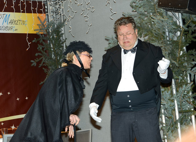 Dinner for One am Korneuburger Adventmarkt mit Uschi Schibl und Gottfried Berger (2014)