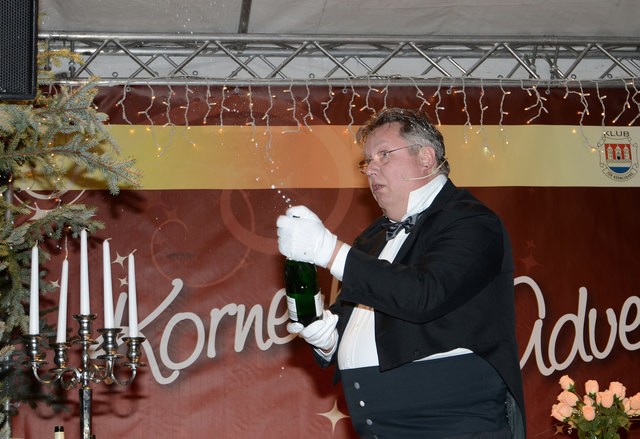 Dinner for One am Korneuburger Adventmarkt mit Uschi Schibl und Gottfried Berger (2014)