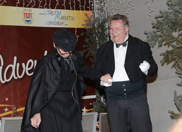 Dinner for One am Korneuburger Adventmarkt mit Uschi Schibl und Gottfried Berger (2014)