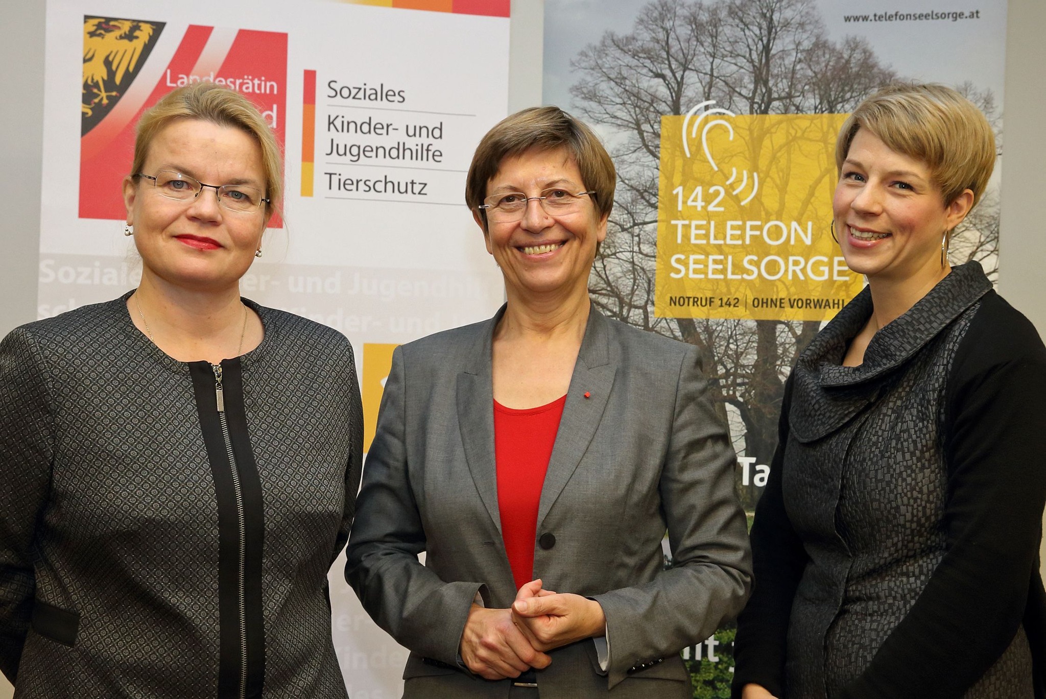 TelefonSeelsorge OÖ hilft in der Weihnachtszeit mit prominenter Unterstützung - Perg