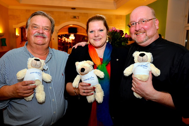 Volksschauspieler Gerhard Ernst, Make-A-Wish Organisatorin Birgit Pasching, Volksopernsänger Stefan Tanzer