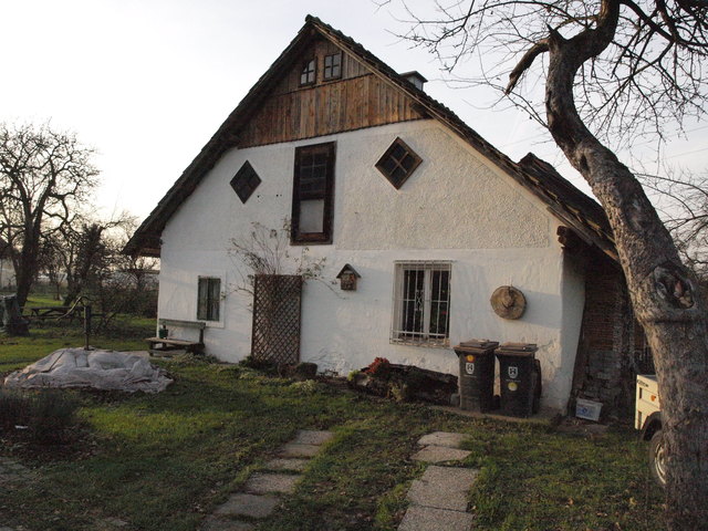 Das um die 370 Jahre alte Weberhäusl