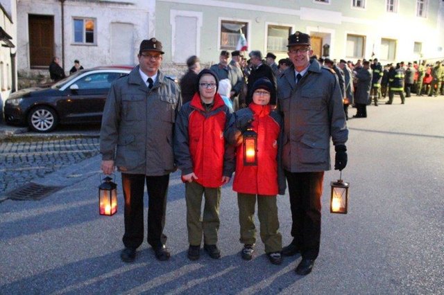 Friedenslichtübergabe Burghausen, 21.12.2014, 01