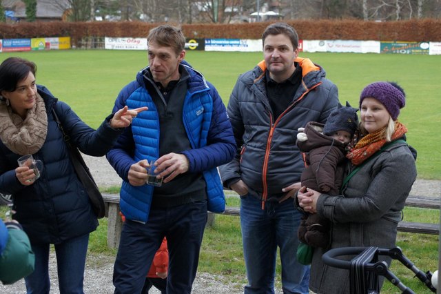 Fußballereltern: Marianne und Georg (sen.)ALTENBERGER, Peter SCHROLL und Carina SCHWAIGER mit David. | Foto: Ursula ERLACHER
