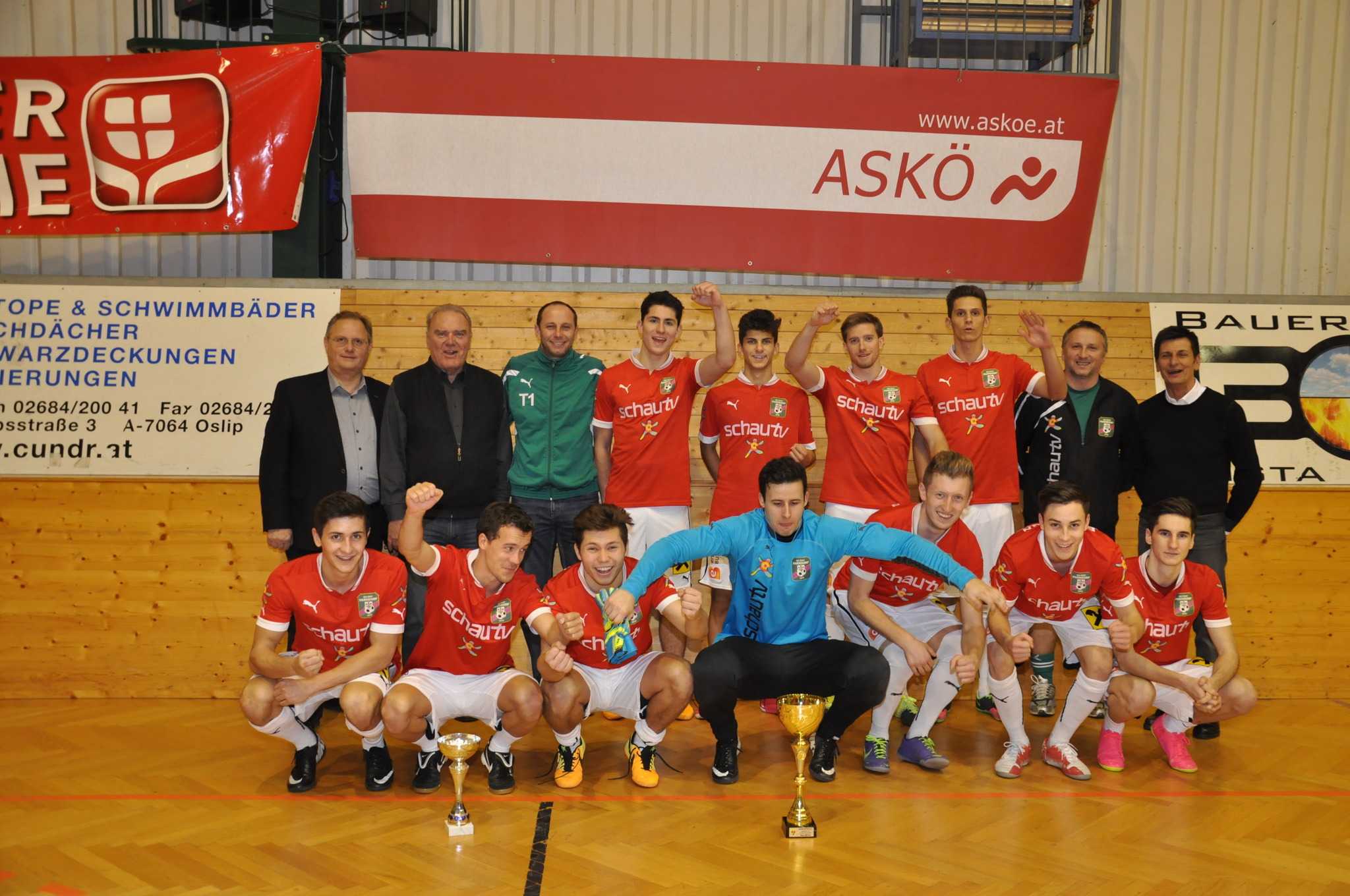 Parndorf gewinnt ASKÖ Wr. Städtische Hallencup des ASV Draßburg