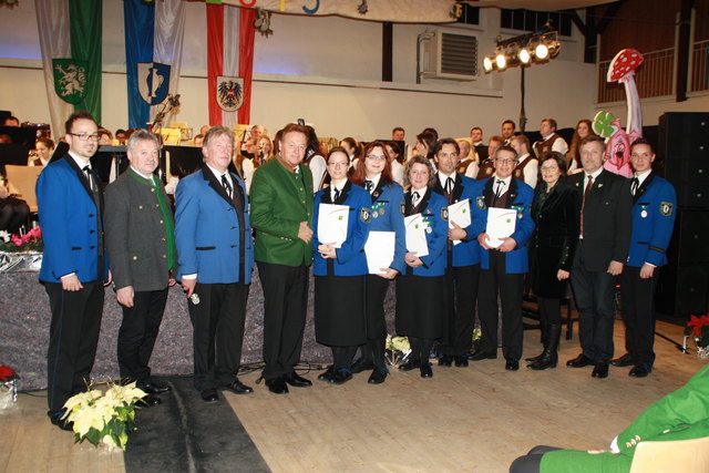 Urkunden und Ehrungen: In Bairisch Kölldorf standen die Künstler des Musikvereines im Rampenlicht.