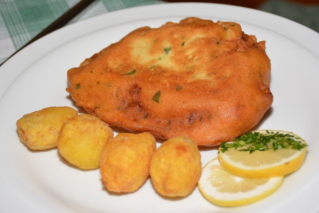 Das Bierschnitzelist eines der Highlights die "Zum Max" kulinarisch auszeichnet.