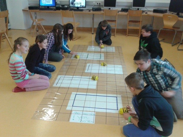 Schüler der Klasse 2B.