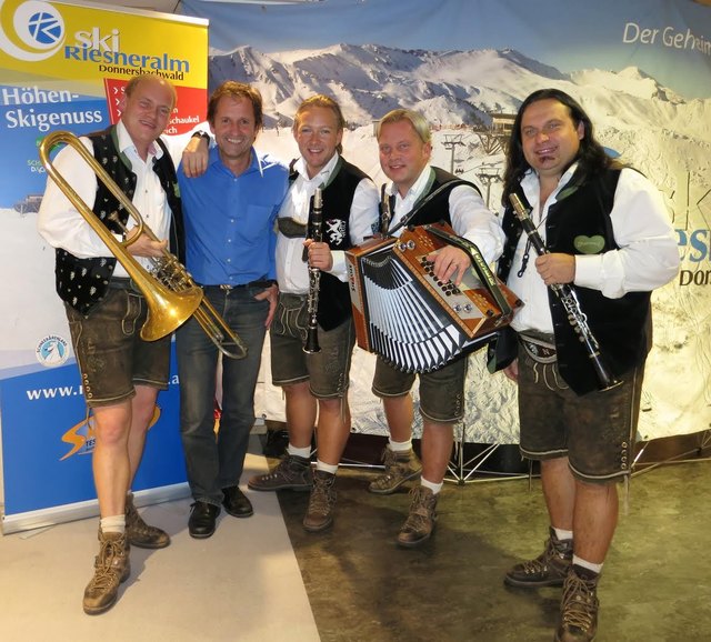 Die Edlseer sorgen auf der Riesneralm zwei Tage lang für Top-Stimmung. | Foto: KK