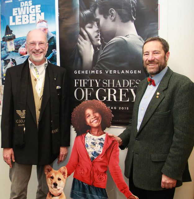 Georg Mayrhofer (li.), Obmann der Tiroler Kinos, und Fachgruppengeschäftsführer Bernhard Wanner zogen Bilanz über 2014 und gaben einen Ausblick auf 2015. | Foto: Foto: WKT
