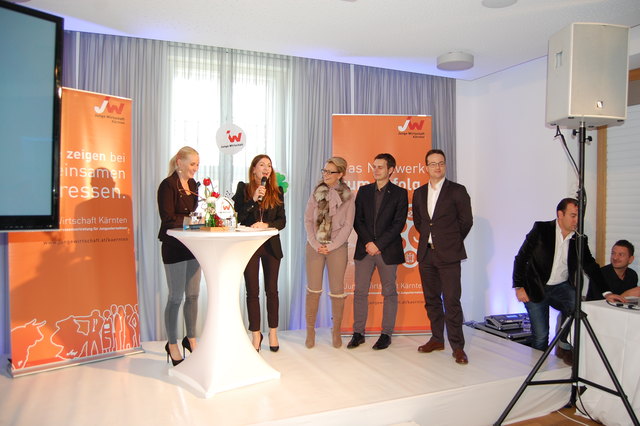 Daniela Heiden, Brigitte Truppe, Christiane Holzinger, Marc Gferer und Daniel Pressl von der Jungen Wirtschaft Kärnten
