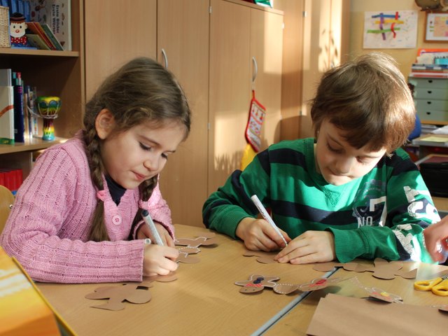 Die verzierten Lebkuchenmännergirlanden