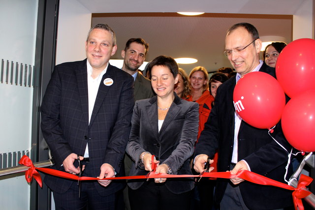 Am Band: Roland Reithofer, dahinter Guido Fritz, Sonja Wehsely und Michael Dressel