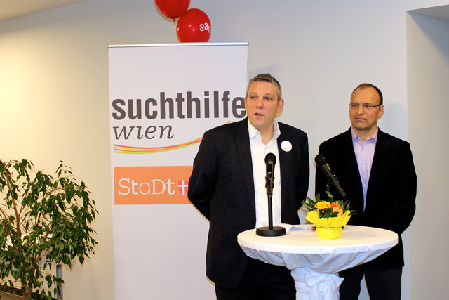 Roland Reithofer, Geschäftsführer der Suchthilfe Wien und Michael Dressel, Koordinator für Sucht- und Drogenfragen der Stadt Wien eröffnen sam hbh