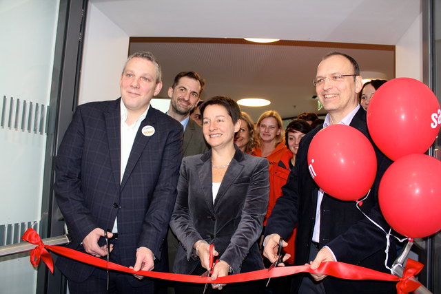 Am Band: Roland Reithofer, dahinter Guido Fritz, Sonja Wehsely und Michael Dressel