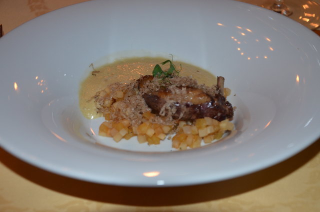 Rosa Tauben Supreme, Sellerie, Apfel, Gänseleberschaum, Wintertrüffel | Foto: Stubaier Gletscher