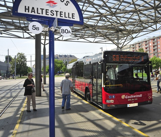 Eine Erfolgsgeschichte wird verbessert: Der 5B fährt nun auch sonntags ab Mittag im Zehn-Minuten-Takt. | Foto: Wiener Linien