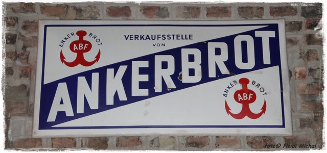 Das alte Schild blieb!