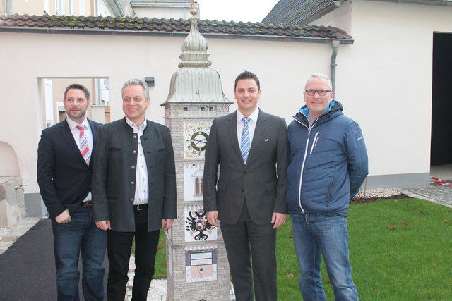 EWV-Obmann Gerold furtner mit Bürgermeister Franz Stefan Kalringer, dem neuen TSE-Chef Maximilian Homolka und der stelvertretende Tourismusobmann Wolfgang Gruber.